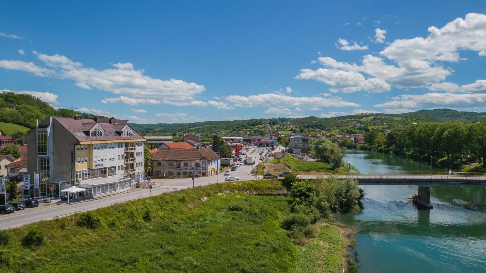 Motel New Sanatron Bosanski Novi Exterior photo
