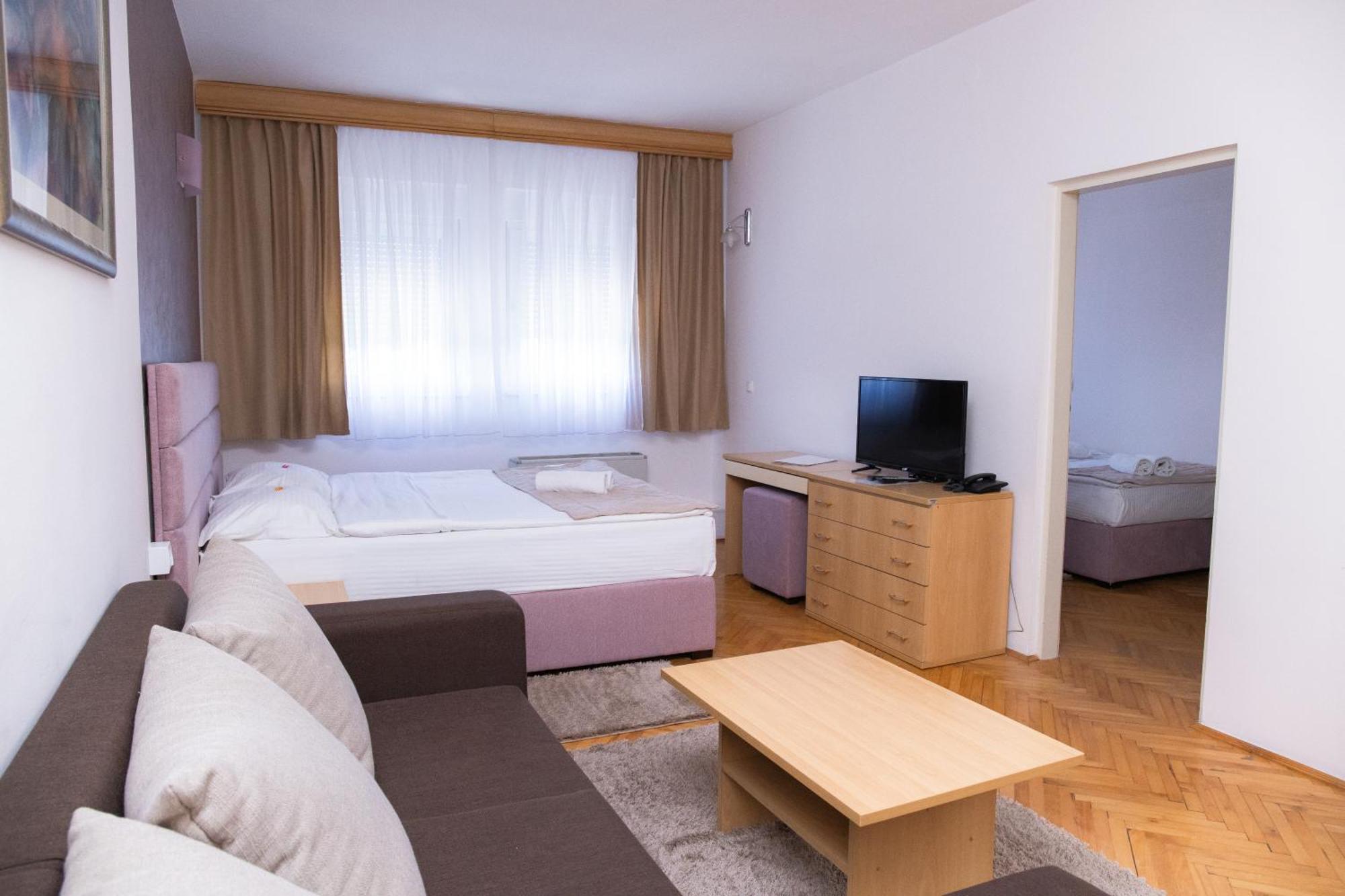 Motel New Sanatron Bosanski Novi Exterior photo